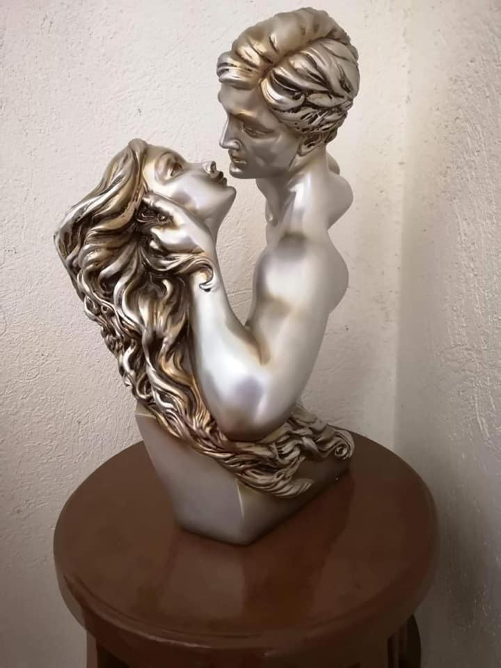 Casitas Inn Tagaytay Co. タガイタイ エクステリア 写真